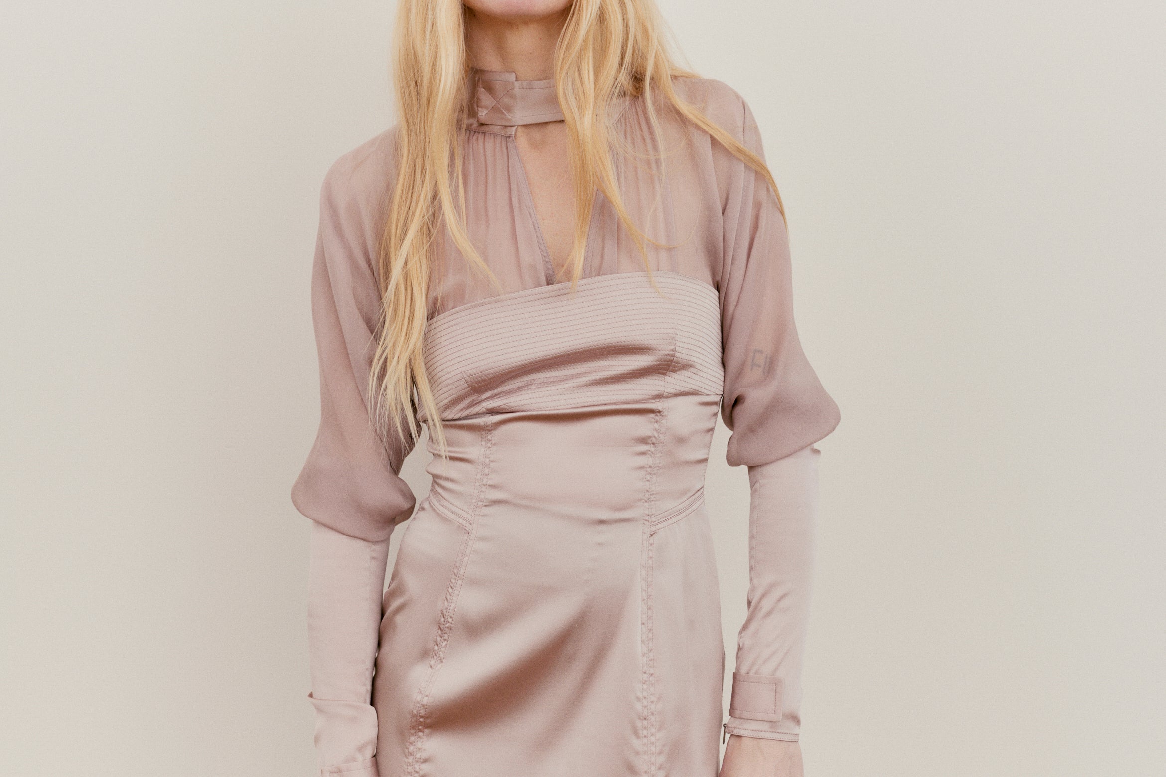 Gucci by Tom Ford Fall/Winter 2003 Runway Dusty Pink Silk Dress